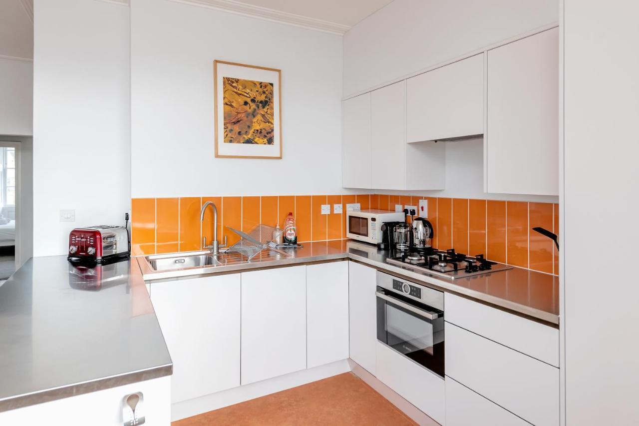 Stunning Georgian Apartment In Central باث المظهر الخارجي الصورة
