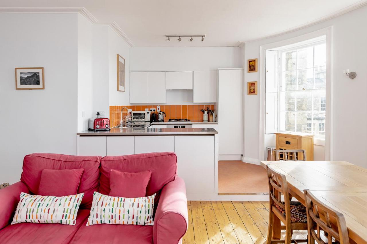 Stunning Georgian Apartment In Central باث المظهر الخارجي الصورة